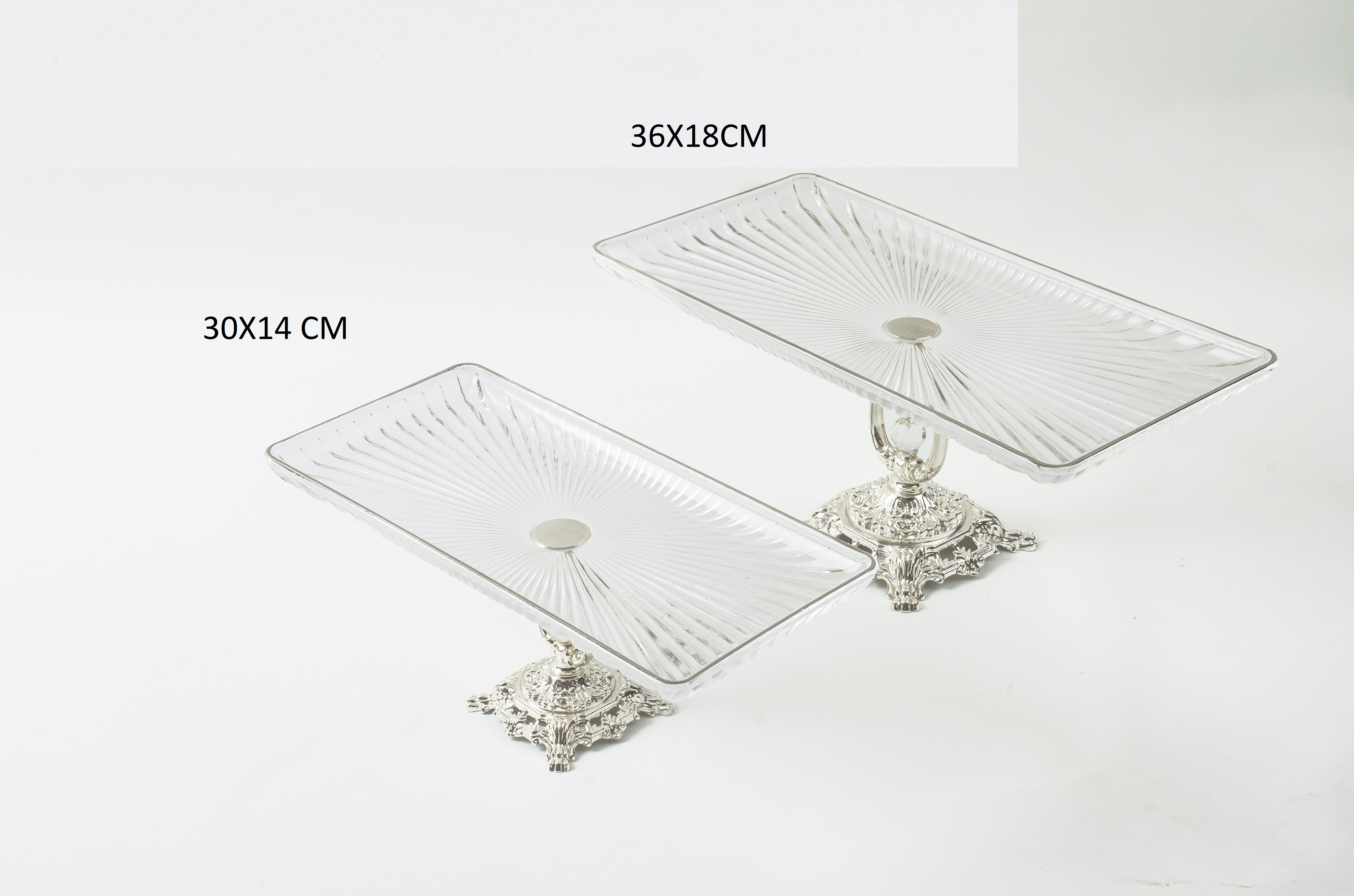 DÖKÜM AYAKLI CAM SUNUMLUK 30X14 GÜMÜŞ