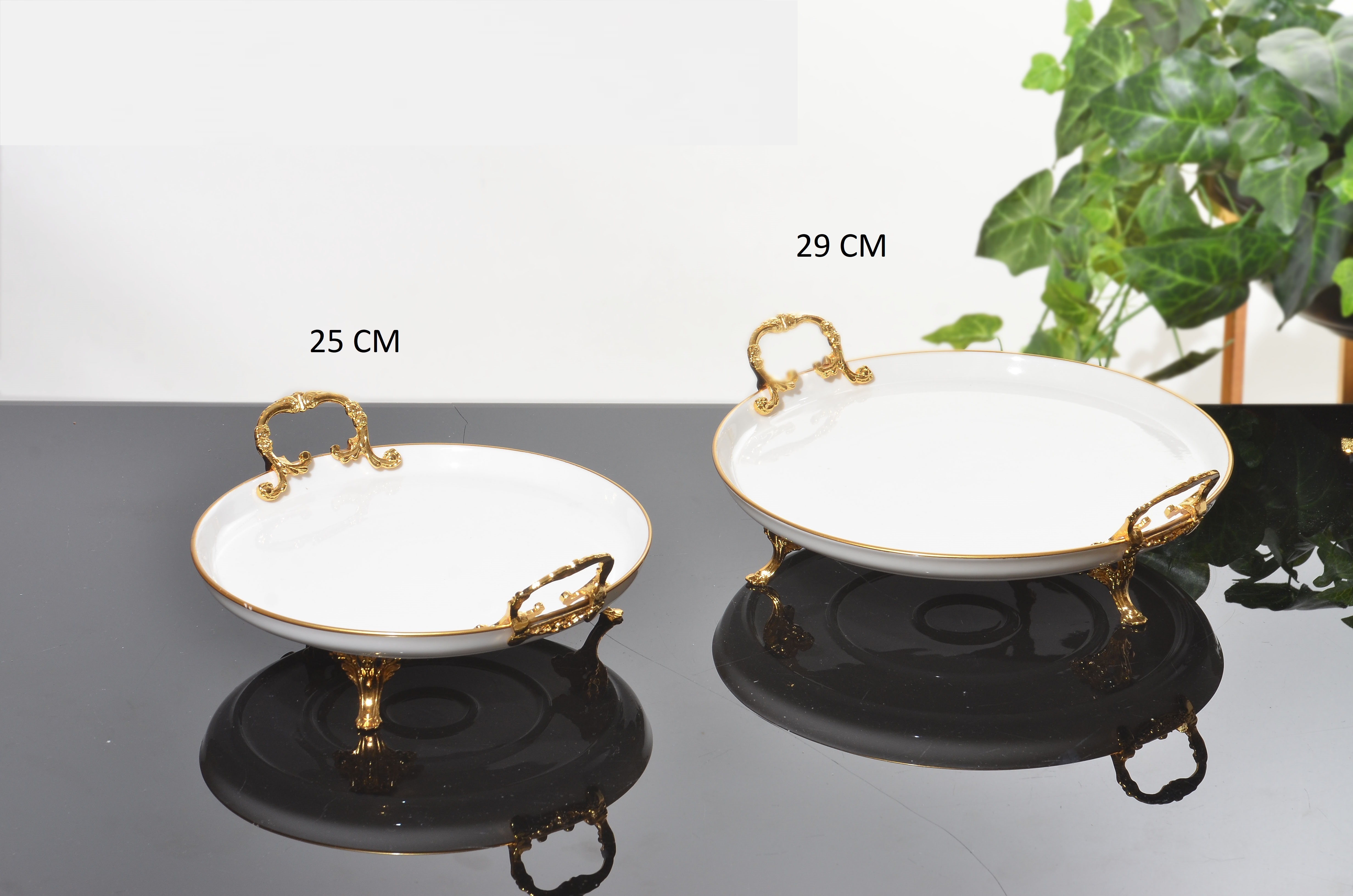 KULPLU YUVARLAK PORSELEN SUNUM 25 CM GOLD