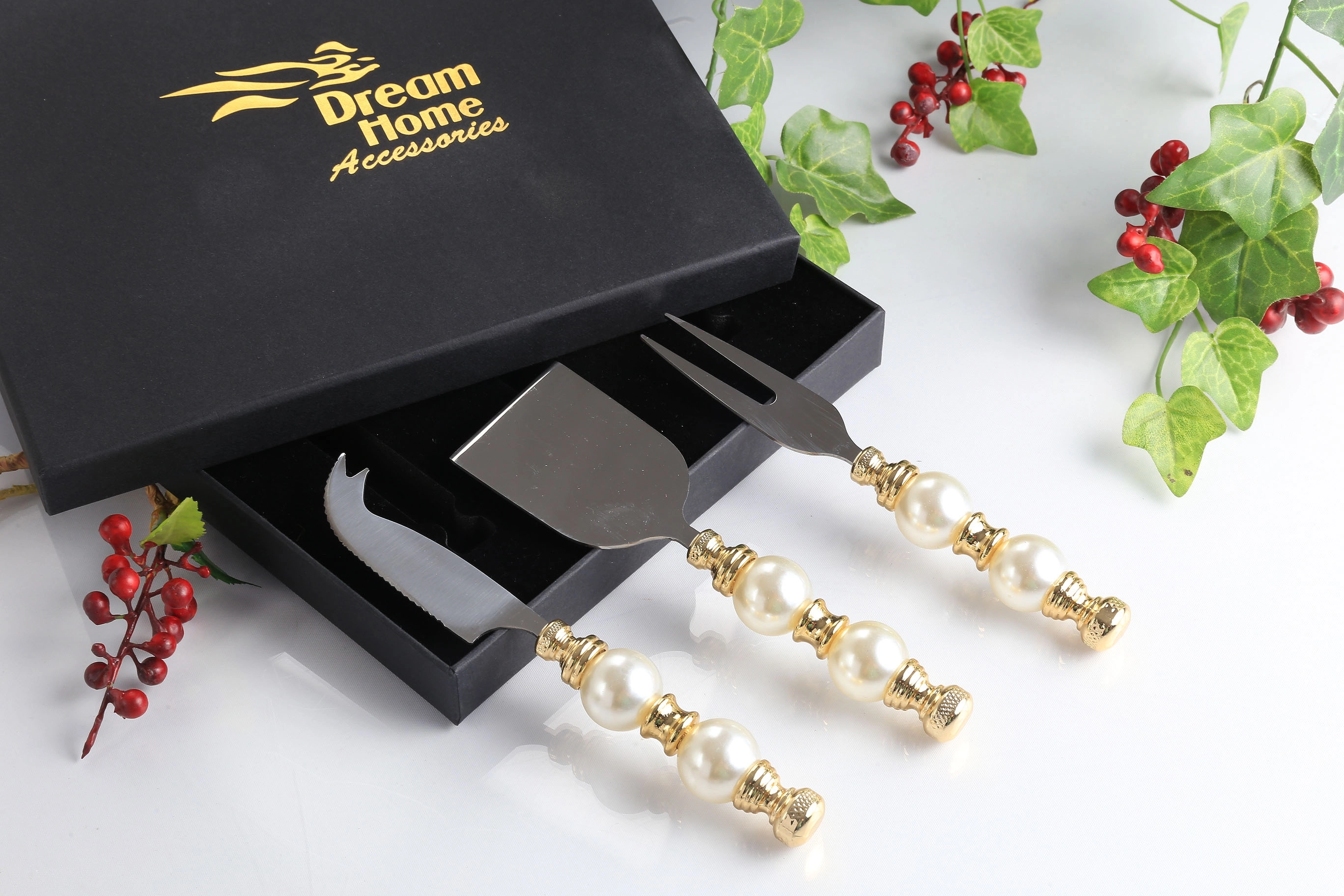 İNCİ 3 PARÇA PEYNİR SETİ GOLD