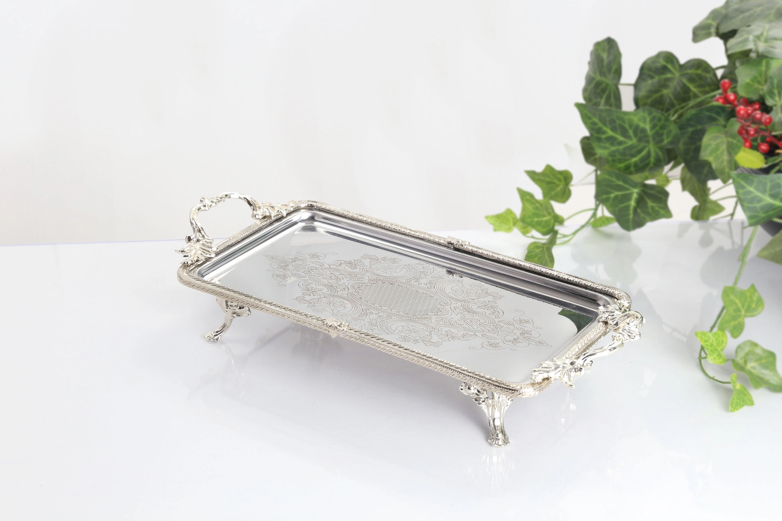 35X19 CM DİKDÖRTGEN ÇELİK İŞLEMELİ SUNUM TEPSİSİ GÜMÜŞ