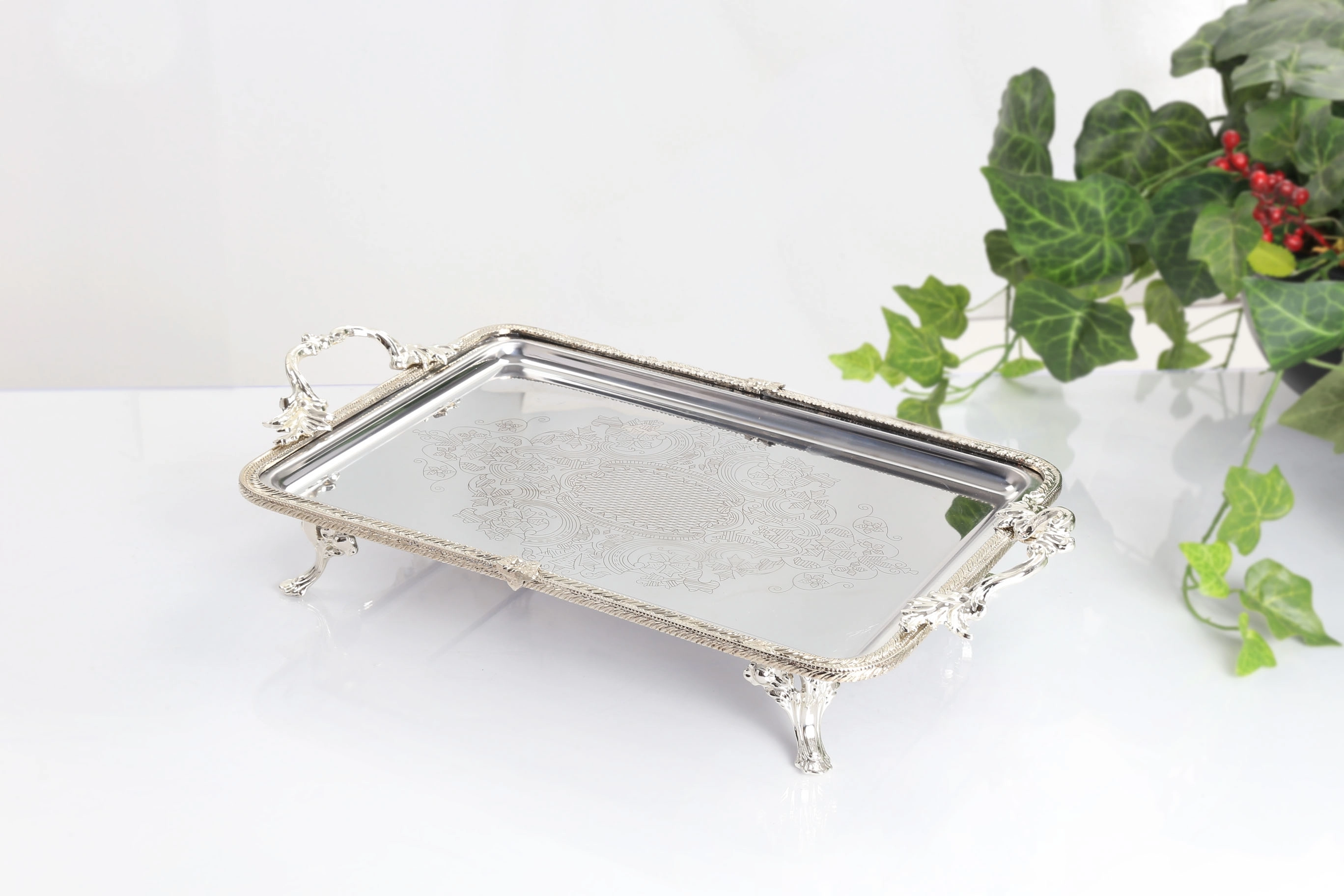 35X24 CM ÇELİK İŞLEMELİ DİKDÖRTGEN SUNUM TEPSİSİ GÜMÜŞ