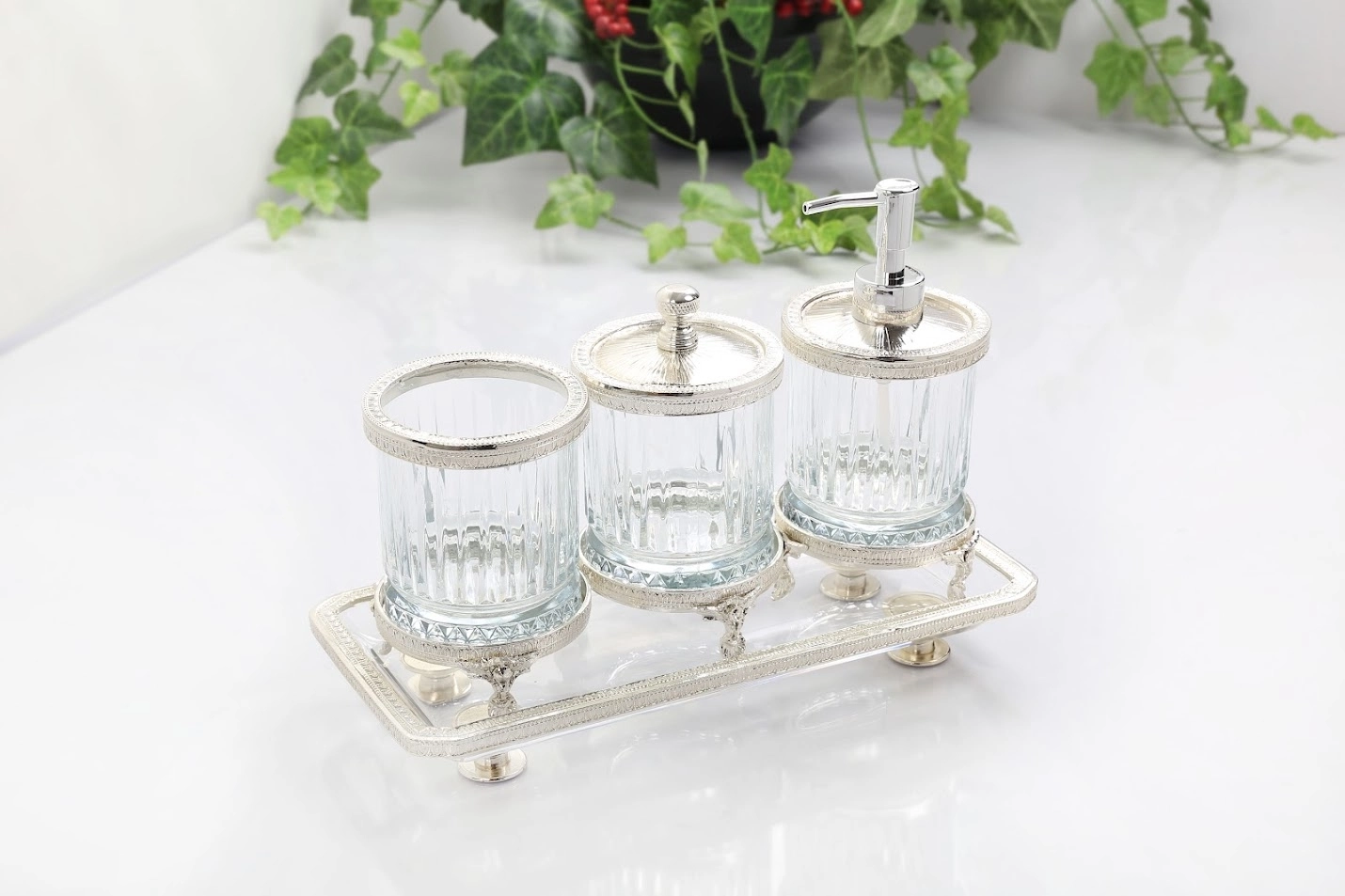 KRİSTAL 4 PARÇA BANYO SETİ GÜMÜŞ